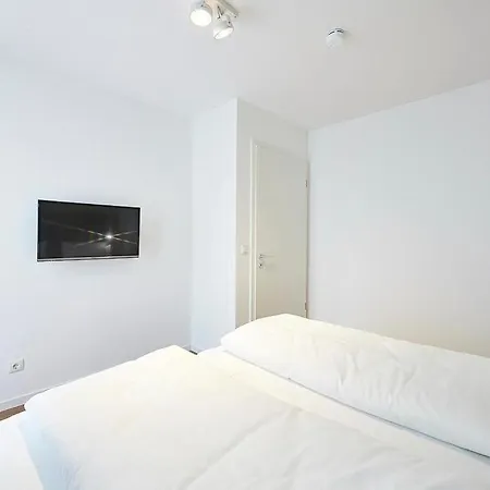 Deichhaeuser Anna Kueste Deichhaeuser Anna Kueste 4-30